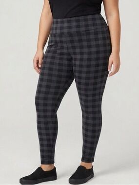 😍CLEARANCE - GUILTY Lightweight Plaid Black Grey Pattern Leggings 1X